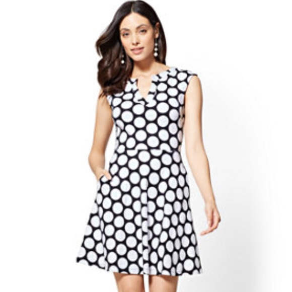 New York & Company Dresses & Skirts - ⚘ Fit & Flare Dress with Pockets {NY&Co}